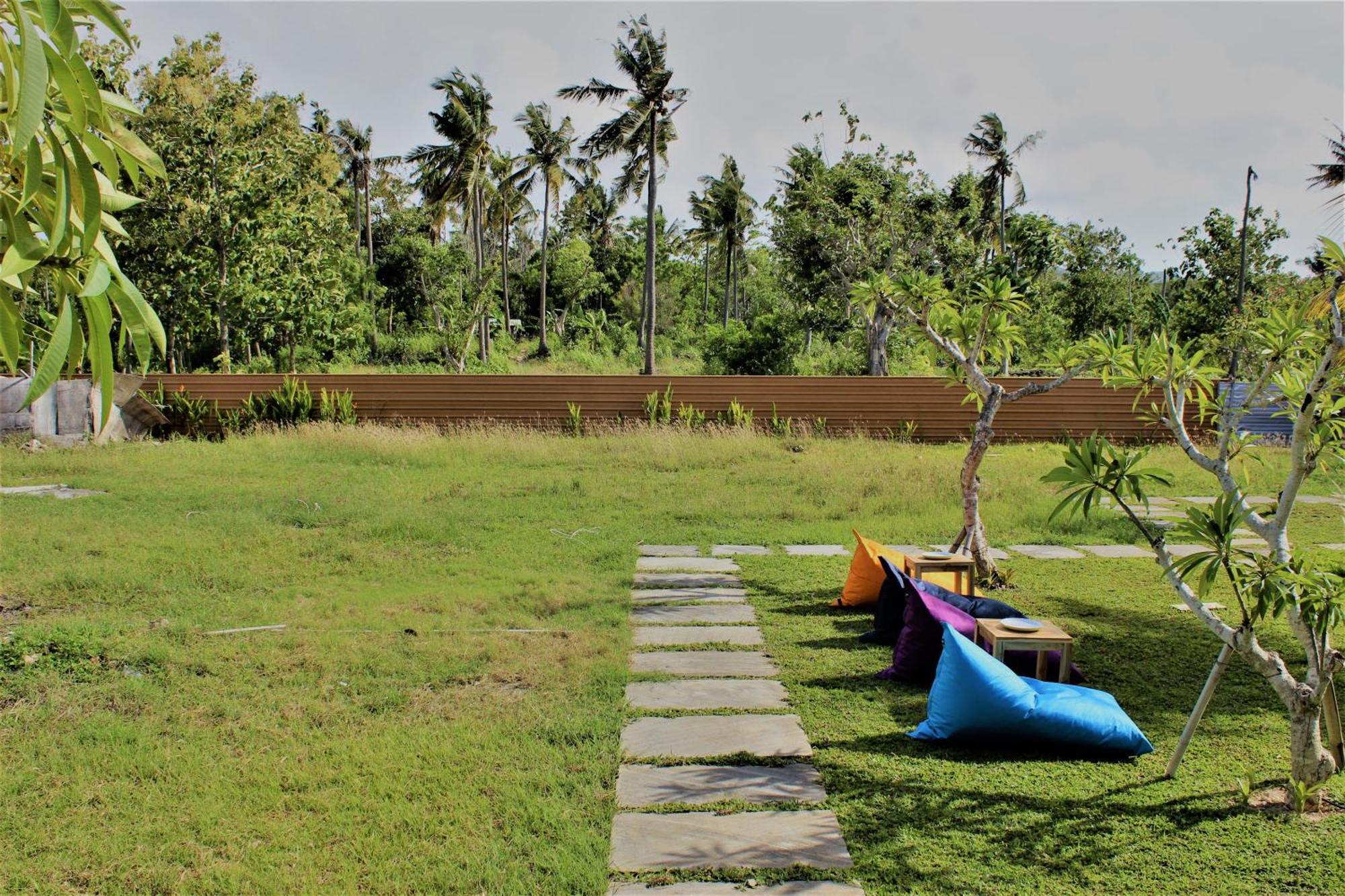 Green Village Jungle Resort Batununggul Exterior photo