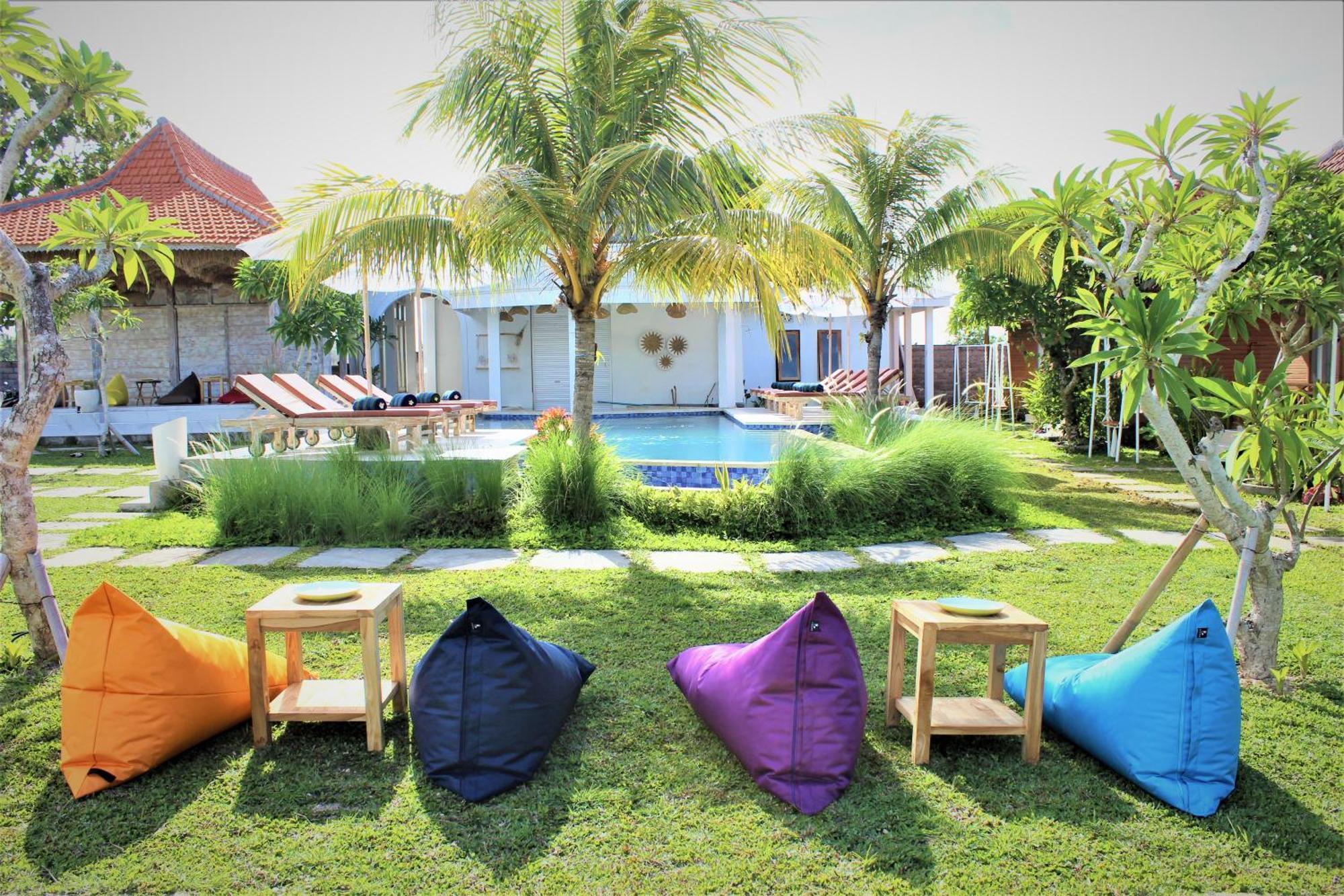 Green Village Jungle Resort Batununggul Exterior photo